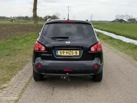Nissan Qashqai (2009) thumbnail 12