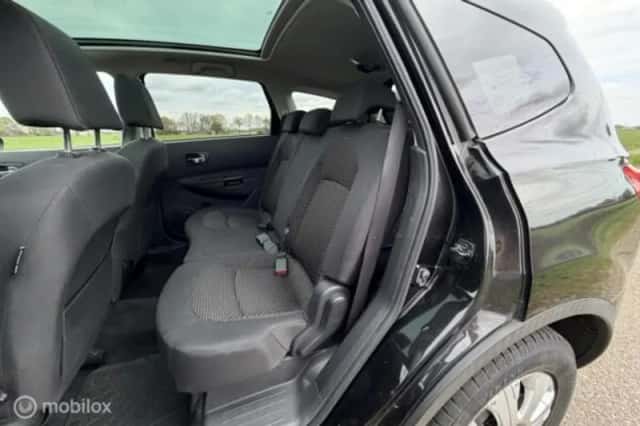Nissan Qashqai (2009) thumbnail 15