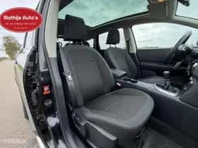 Nissan Qashqai (2009) thumbnail 5