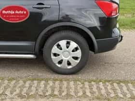 Nissan Qashqai (2009) thumbnail 10