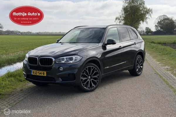 BMW X5 (2021) — foto 1