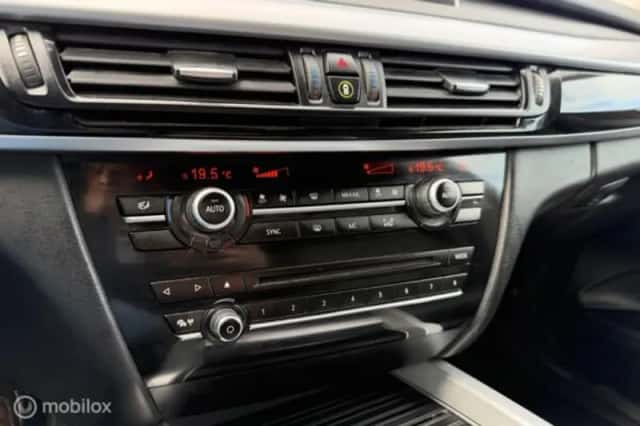 BMW X5 (2021) thumbnail 21