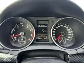 Volkswagen Golf (2011) thumbnail 17