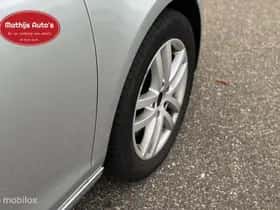 Volkswagen Golf (2011) thumbnail 8