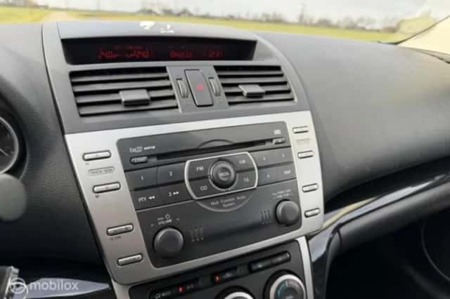 Mazda 6 (2013) thumbnail 17