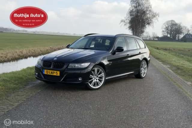 BMW 3-Serie (2010) thumbnail 1