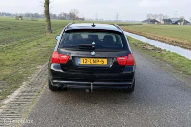 BMW 3-Serie (2010) thumbnail 12