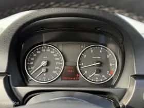 BMW 3-Serie (2010) thumbnail 18
