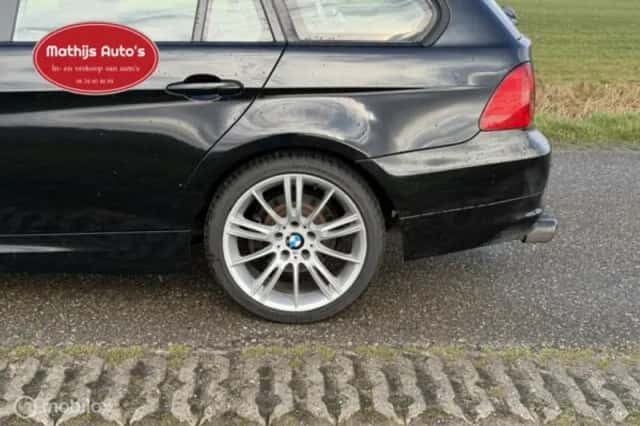 BMW 3-Serie (2010) thumbnail 10