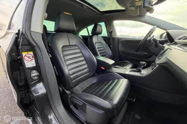 Volkswagen Passat (2014) thumbnail 13