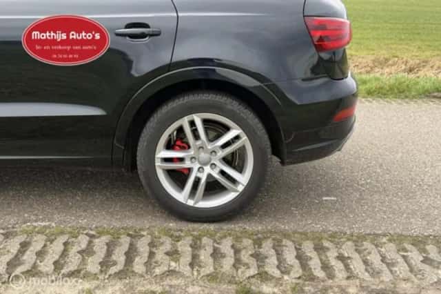Audi Q3 (2014) thumbnail 10