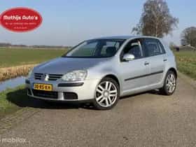 Volkswagen Golf (2005)