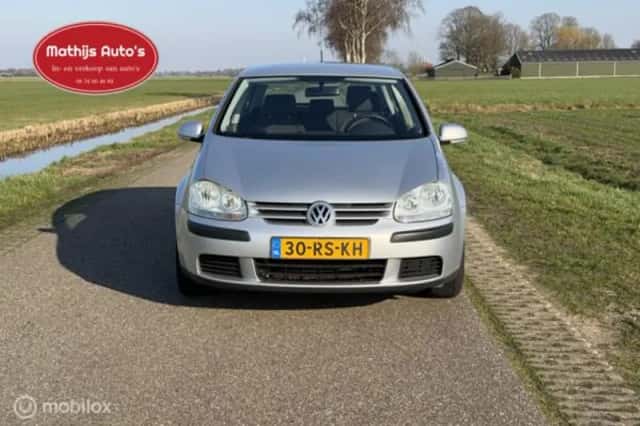 Volkswagen Golf (2005) thumbnail 2