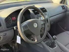Volkswagen Golf (2005) thumbnail 15