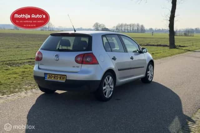 Volkswagen Golf (2005) thumbnail 9