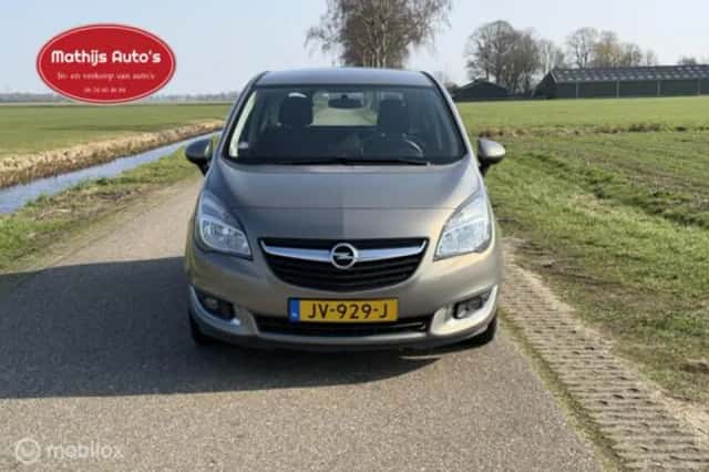 Opel Meriva (2014) thumbnail 2