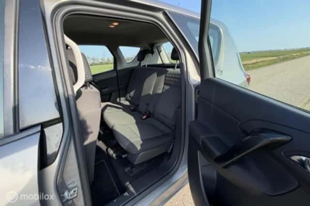 Opel Meriva (2016) thumbnail 15
