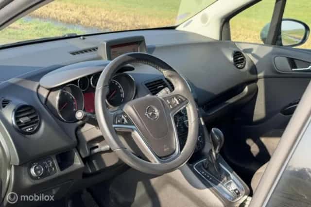 Opel Meriva (2016) thumbnail 18