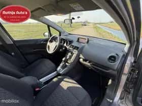 Opel Meriva (2016) thumbnail 10