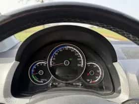 Volkswagen E-Up! (2016) thumbnail 13