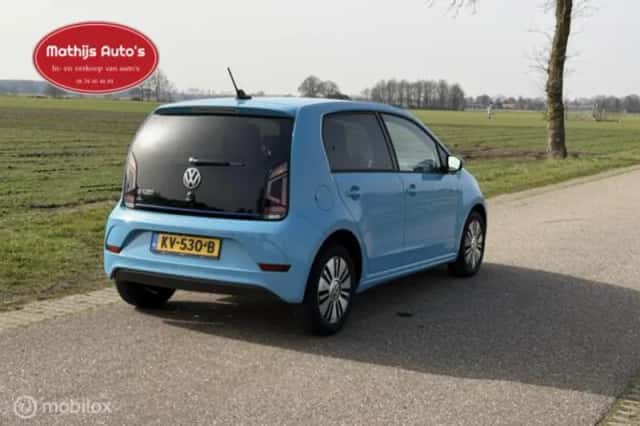 Volkswagen E-Up! (2016) thumbnail 7
