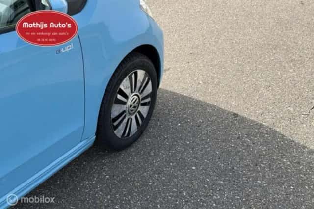 Volkswagen E-Up! (2016) thumbnail 9