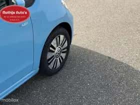 Volkswagen E-Up! (2016) thumbnail 9