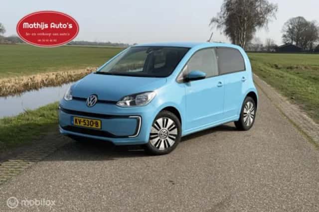 Volkswagen E-Up! (2016) thumbnail 1