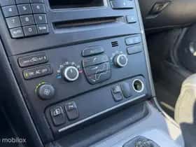Volvo XC90 (2007) thumbnail 24