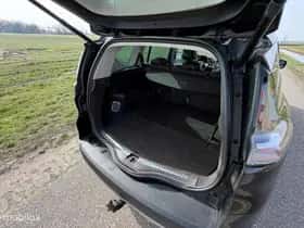 Renault Espace (2017) thumbnail 12
