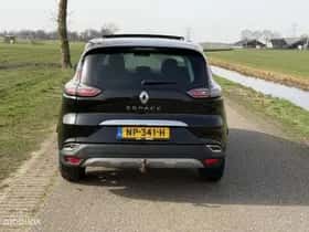 Renault Espace (2017) thumbnail 15