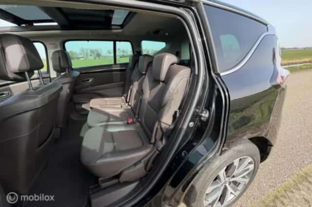Renault Espace (2017) thumbnail 17