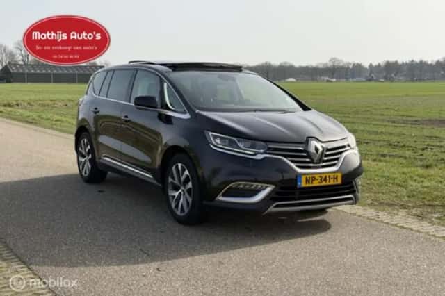 Renault Espace (2017) thumbnail 3