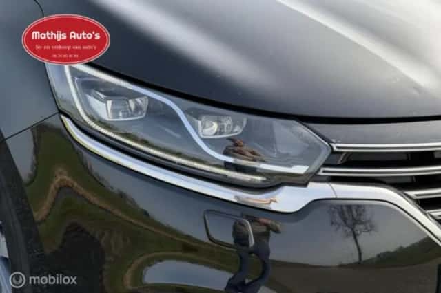 Renault Espace (2017) thumbnail 6
