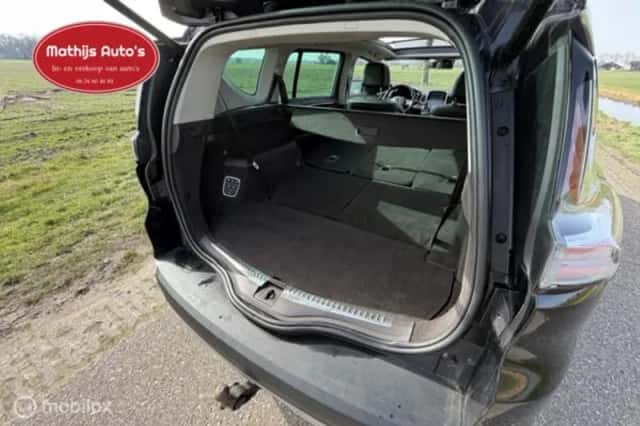 Renault Espace (2017) thumbnail 7