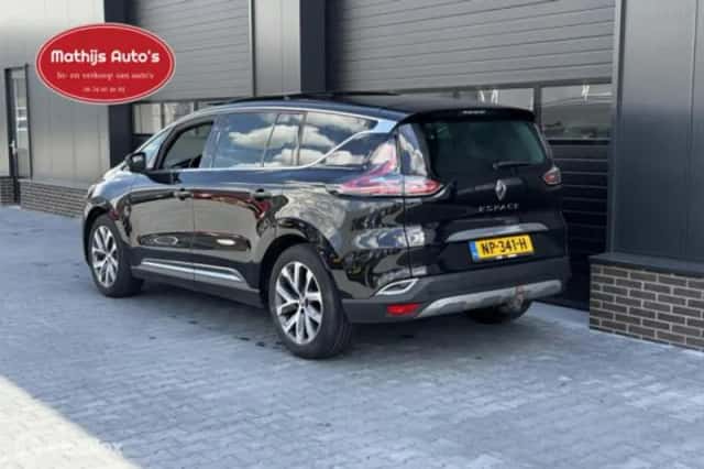 Renault Espace (2017) thumbnail 4