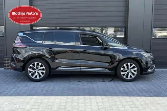 Renault Espace (2017) thumbnail 6