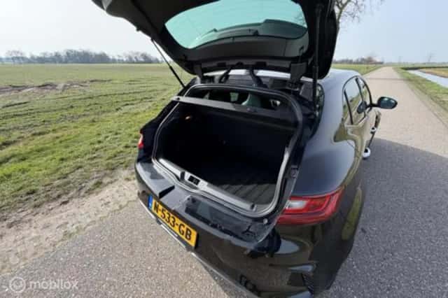 Renault Mégane (2022) thumbnail 11