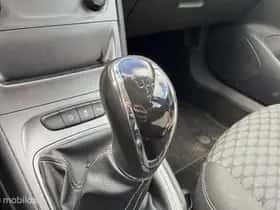 Opel Astra (2016) thumbnail 17