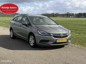 Opel Astra (2016) thumbnail 4