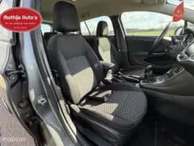 Opel Astra (2016) thumbnail 10