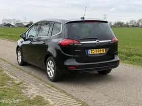 Opel Zafira (2019) thumbnail 13