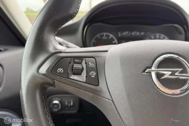 Opel Zafira (2019) thumbnail 14