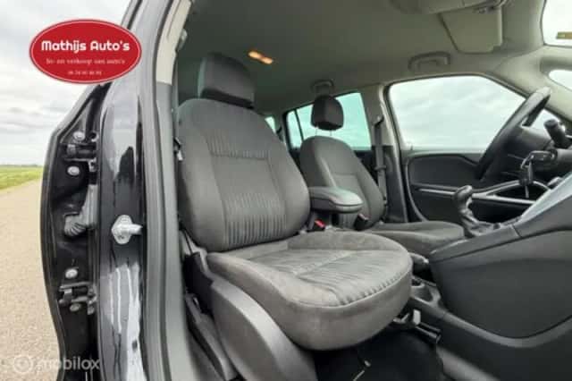Opel Zafira (2019) thumbnail 6