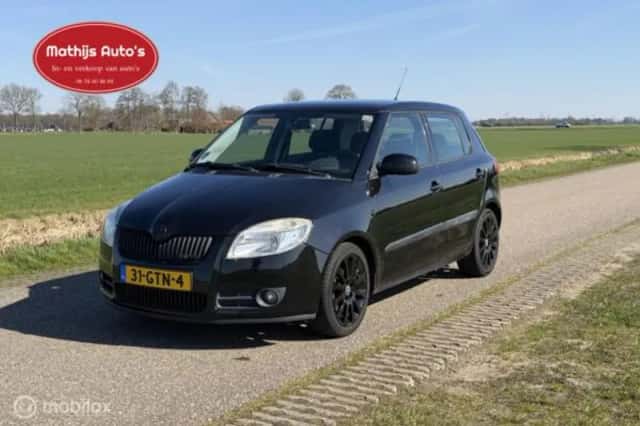 Škoda Fabia (2008) thumbnail 3