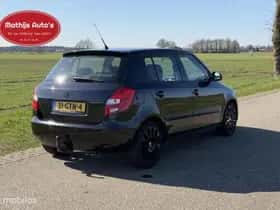 Škoda Fabia (2008) thumbnail 7