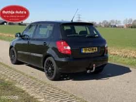 Škoda Fabia (2008) thumbnail 9