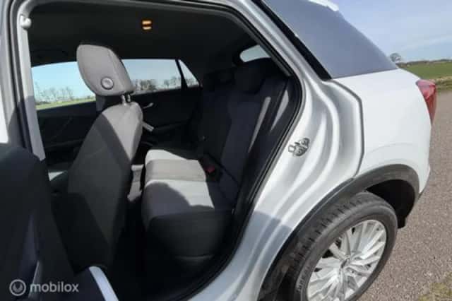 Audi Q2 (2018) thumbnail 14