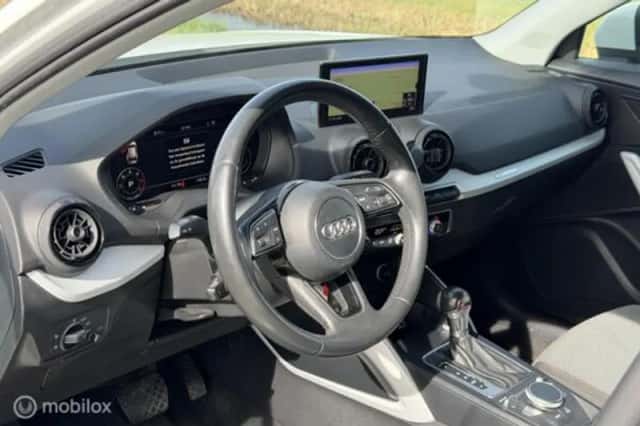 Audi Q2 (2018) thumbnail 16