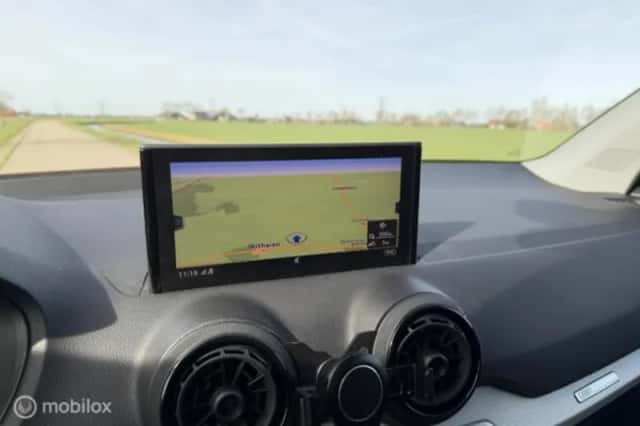 Audi Q2 (2018) thumbnail 18
